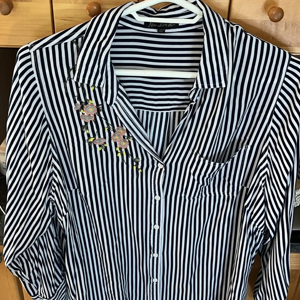 New leaf black vertical striped rayon BLOUSE pink blue floral embroidery 2XL XXL - Picture 1 of 14